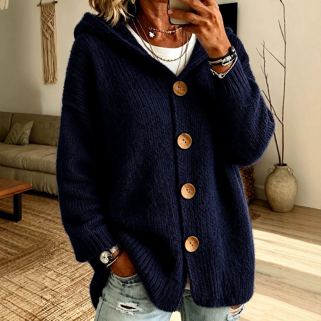 Damen Grobgestrickter Kapuzencardigan mit überlanger Silhouette, Holzknopfleiste und gerippten Bündchen EB