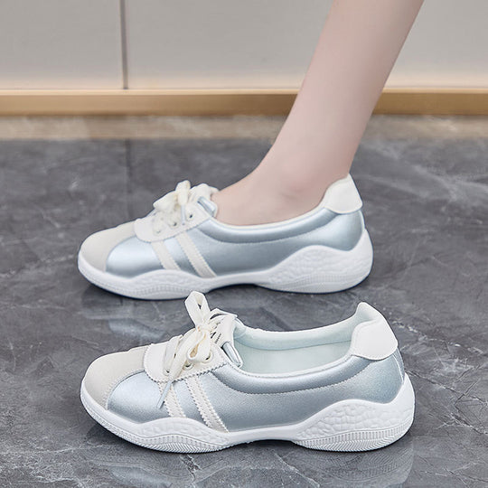 Damen Sneakers mit glanzvollem Obermaterial und atmungsaktivem Innenfutter EB
