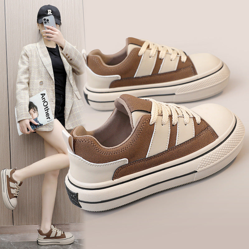 Damen Sneakers im sportlichen Retro-Stil mit atmungsaktiven Mesh-Einsätzen EB