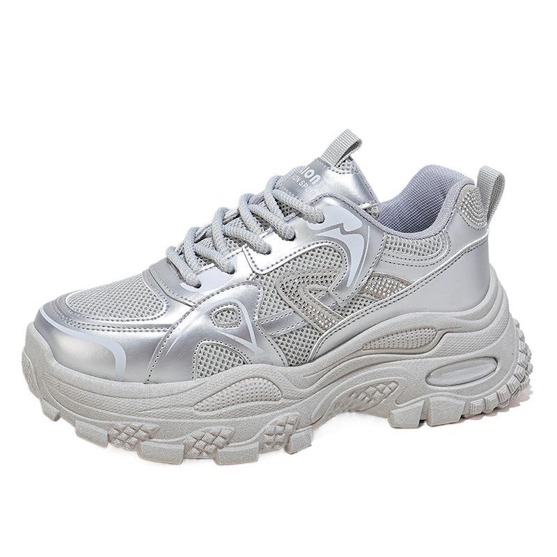 Damen Sportliche Sneakers mit modischem Metallic-Obermaterial EB