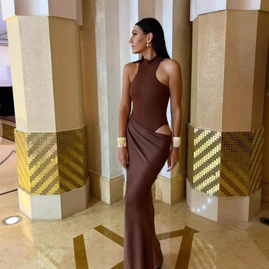 Damen Elegantes bodenlanges Kleid mit hochgeschlossenem Kragen und asymmetrischer Drapierung EB
