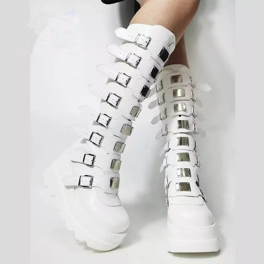 Damen Plattform Stiefel mit modischem Schnallen-Design und stabiler Sohle EB
