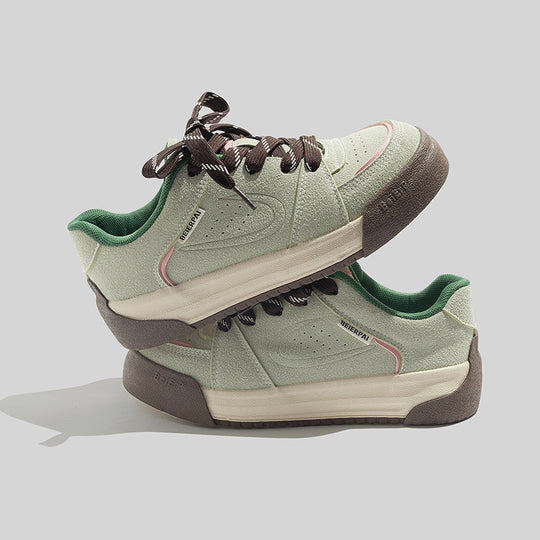 Damen Sportliche Schuhe mit futuristischer Silhouette und atmungsaktiven Materialien EB