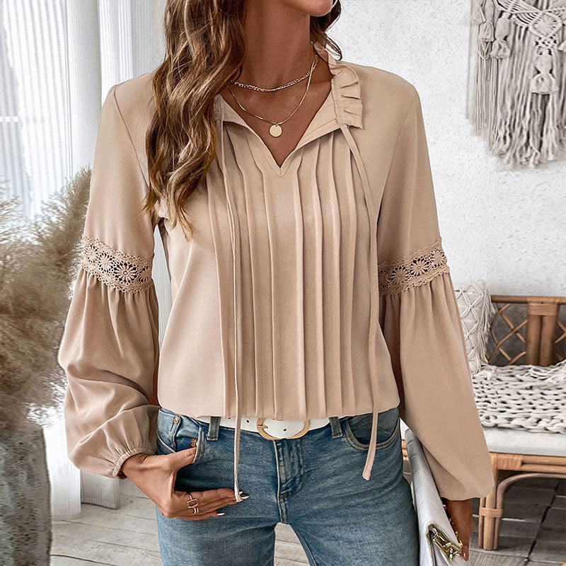 Damen Bluse mit feinen Falten und Spitze EB