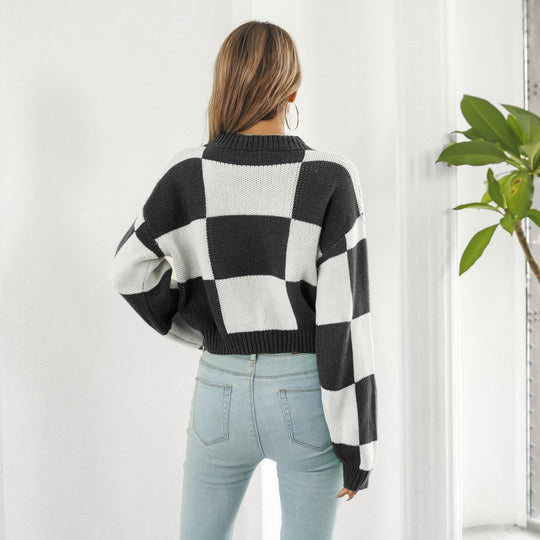 Damen Oversized Strickpullover mit modernen Karomuster und hohem Kragen EB