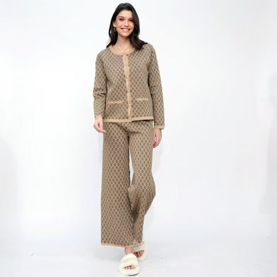 Damen Pyjama-Set mit modernem Karomuster und durchgehender Knopfleiste EB