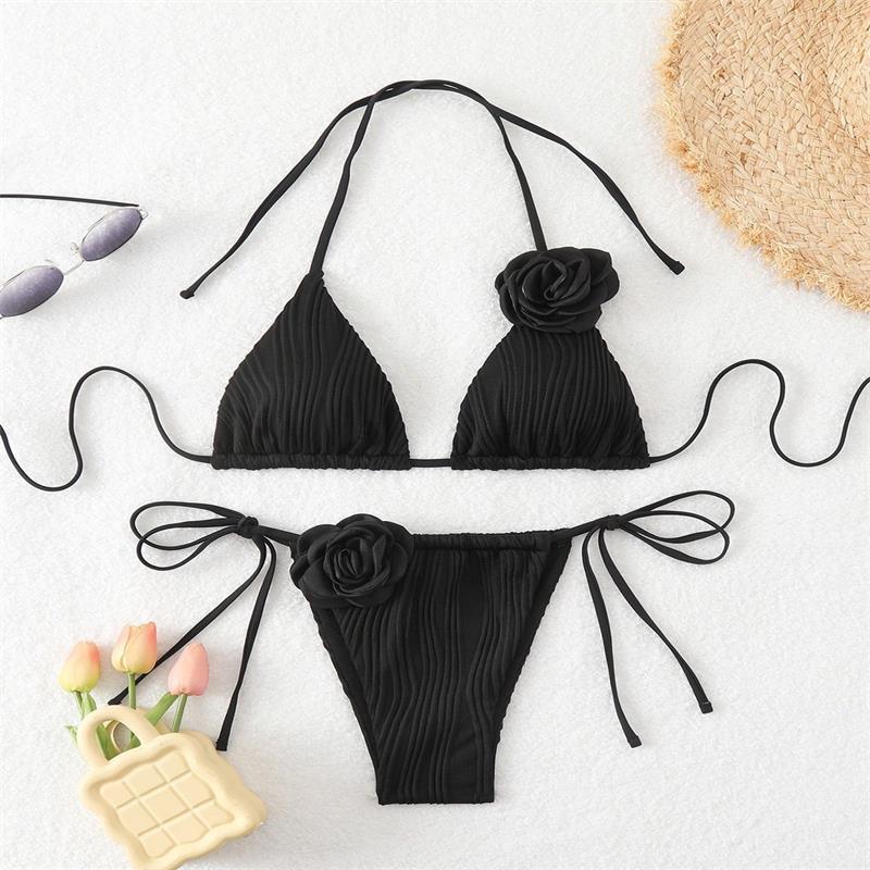 Damen Triangel-Bikini mit raffinierten Blumenakzenten und eleganter Rippstruktur EB