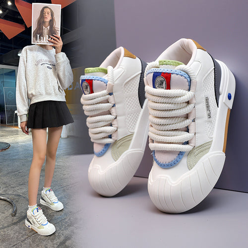 Damen Sportliche Sneaker mit atmungsaktiver Obermaterialstruktur und rutschfester Sohle EB