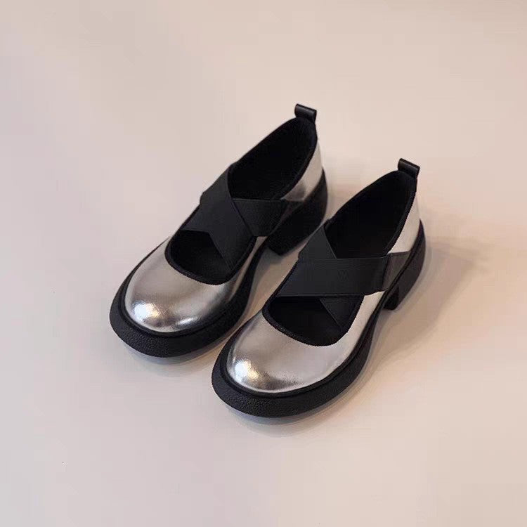 Damen elegante Plateauschuhe mit metallischer Oberfläche und modischem Überkreuz-Riemen EB