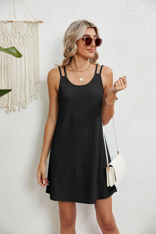 Damen Freizeitkleid mit feinem Lochmuster und schmalen Trägern EB
