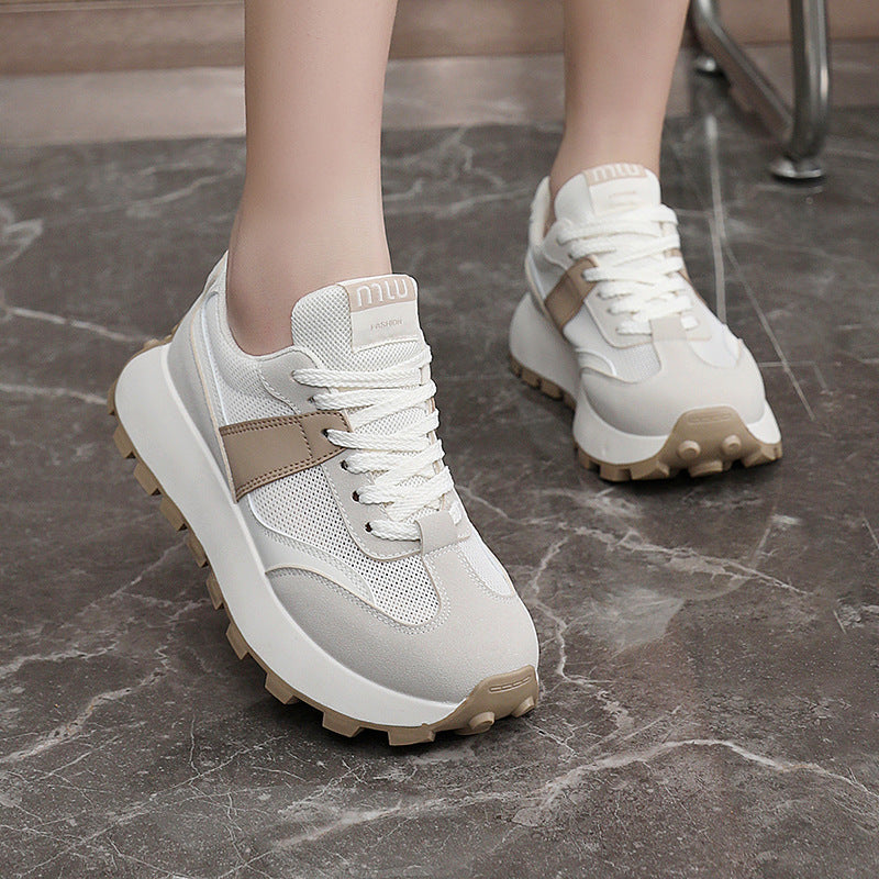 Damen Sportliche Sneaker mit luftiger Mesh-Oberfläche und rutschfester Sohle EB