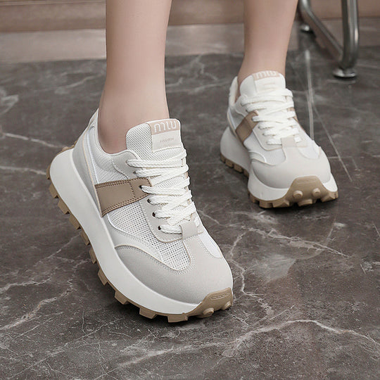 Damen Sportliche Sneaker mit luftiger Mesh-Oberfläche und rutschfester Sohle EB
