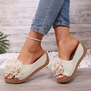 Damen modische Pantoletten mit floralen Applikationen EB
