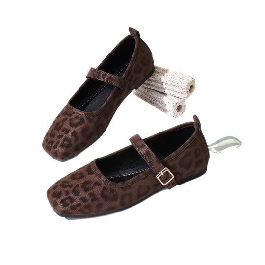 Damen Ballerinas mit trendigem Leopardenmuster und dekorativem Riemen EB