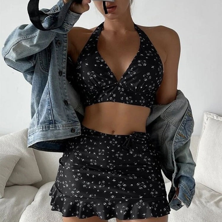 Damen Bikini-Top mit verspieltem Rock-Schnitt und modischem Floral-Design EB