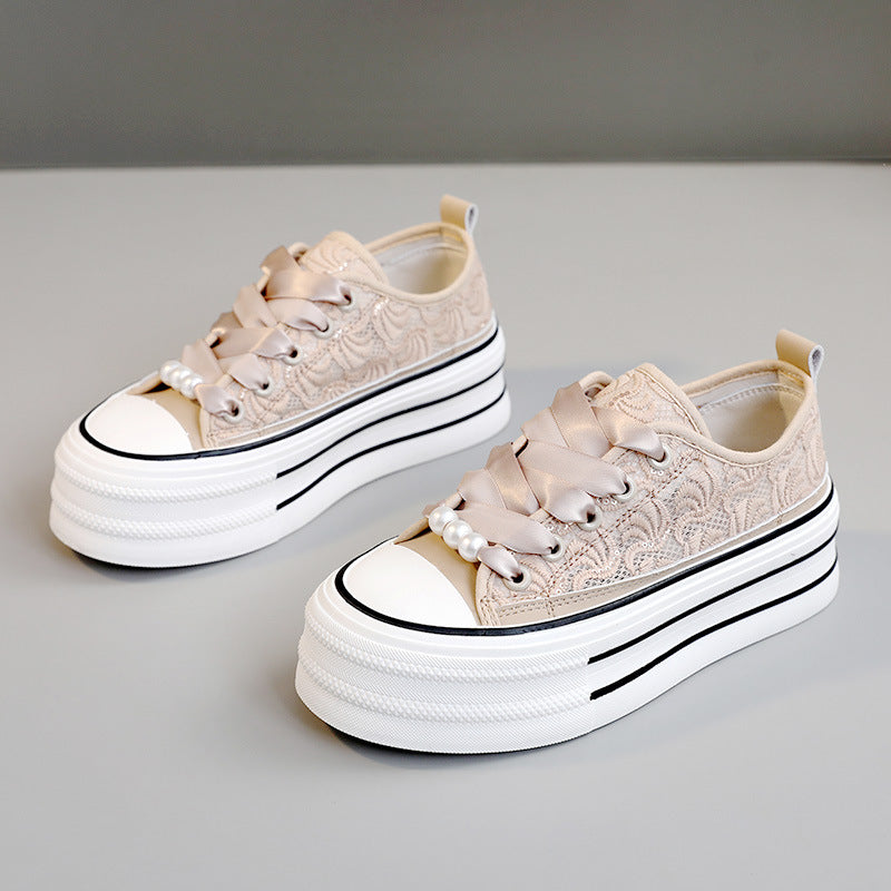 Damen Plateausneaker mit elegantem Spitzen-Design und modischen Akzenten EB