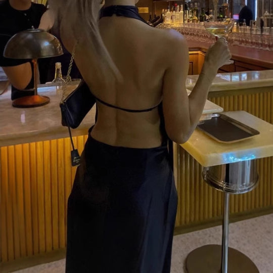 Damen Elegantes Maxikleid mit schulterfreiem Design und tiefer Rückenöffnung EB