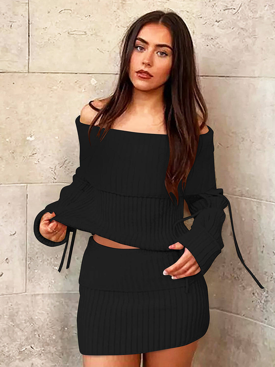 Damen Off-Shoulder Strick-Set mit modischen Details EB