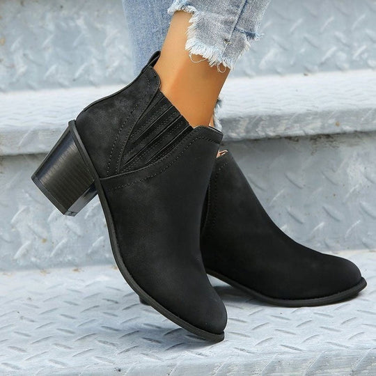 Vintage Stiefeletten mit dicken Absätzen EB