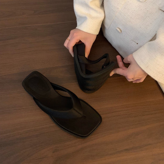 Damen Zehentrenner mit elegantem minimalistischen Design und komfortablen Fußbetten EB
