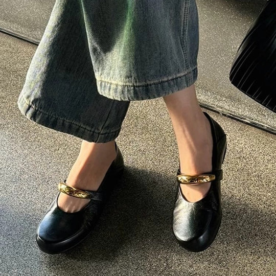 Damen Elegante und komfortable Ballerinas mit modischem Riemchen EB