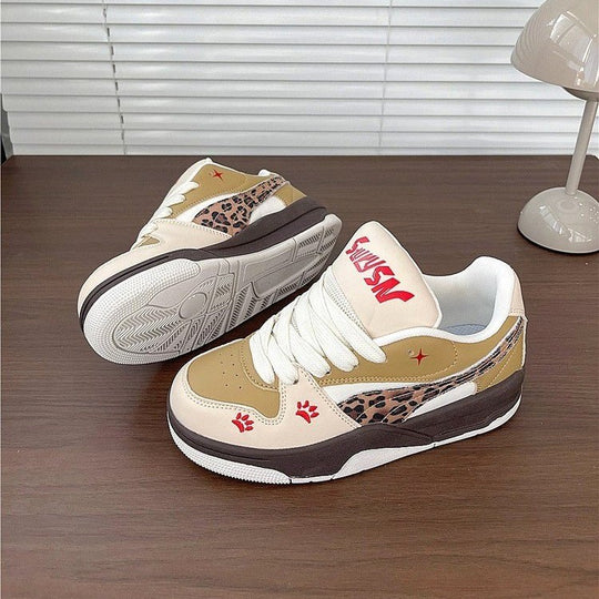 Damen Urbaner Sportlicher Sneaker mit kreativen Akzenten EB