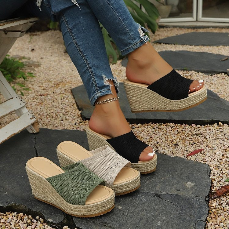 Damen Plateausandalen mit geflochtener Oberseite EB