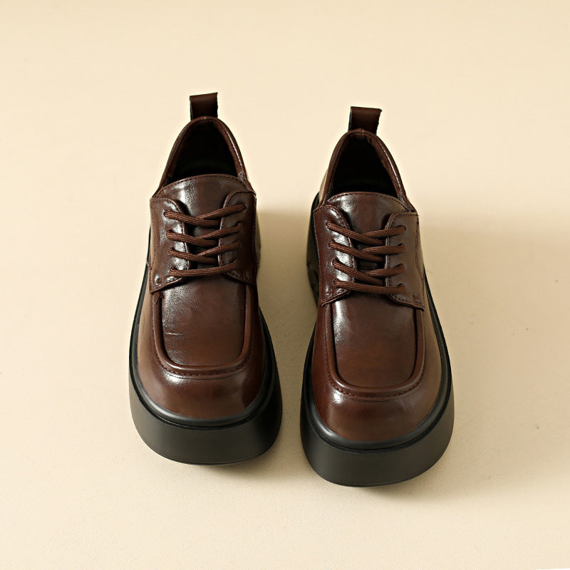 Damen Chunky Plateau Sneakers mit modischem Kunstleder-Obermaterial EB