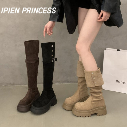 Damen Elegante Overknee-Stiefel mit modischem Riemen und Knopfdetails EB