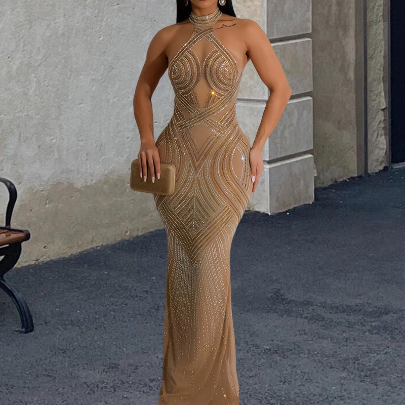Damen Abendkleid mit funkelndem Paillettendesign und figurbetonender Silhouette EB