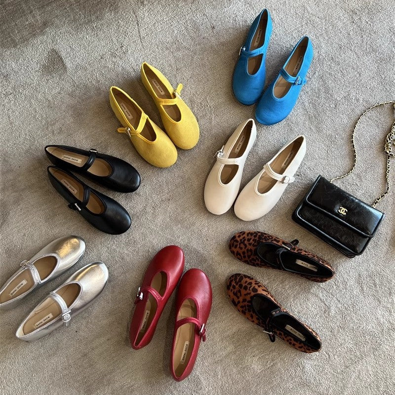 Damen modische Mary Janes mit verstellbarem Riemen und glänzender Oberfläche EB