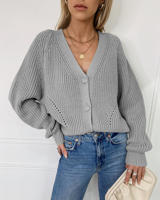 Damen Kurzstrickjacke mit tiefem V-Ausschnitt und Knopfdetails EB