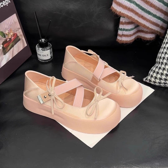 Damen komfortable Ballerinas mit farblichen Akzenten und elastischen Riemen EB