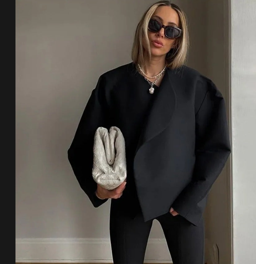 Damen Oversized Couture-Jacke mit strukturiertem Schnitt EB