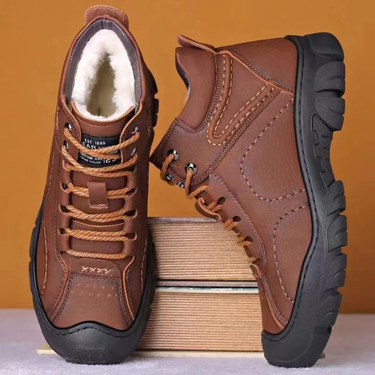 Damen Winterfestige Schnürstiefel mit isolierendem Innenfutter und rutschfester Profilsohle EB