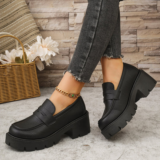 Damen Plateauslipper mit rutschfester Profilsohle und modischem Design EB