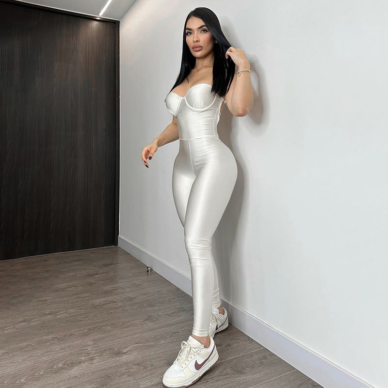 Damen figurbetonter Jumpsuit mit trägerlosem Design und elegantem Schnitt EB