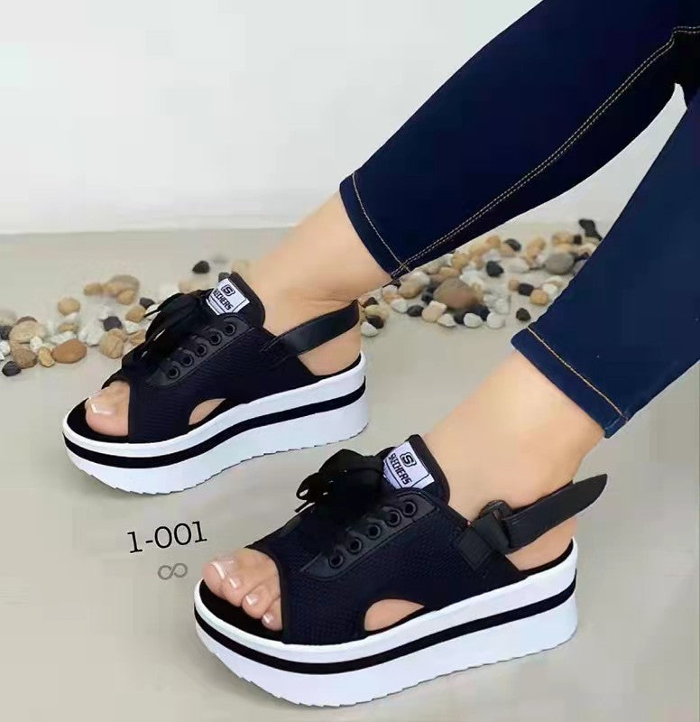 Damen Plateausandalen mit verstellbarem Riemendesign und luftiger Strickoberfläche EB