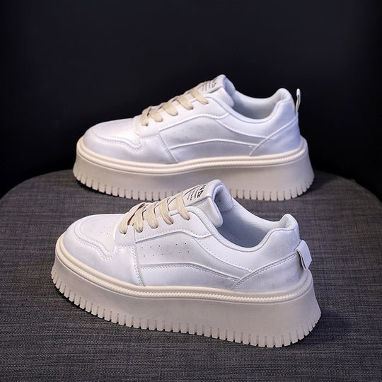 Damen Chunky Sneakers mit dickem Plateau und modischem Design EB