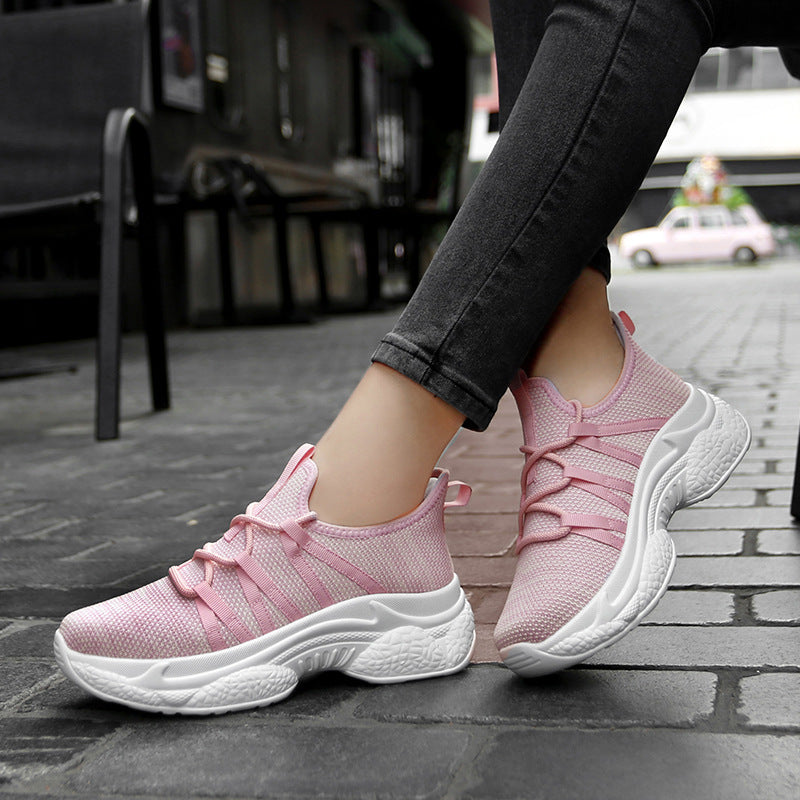 Damen Sportliche Sneaker mit elastischem Halt und atmungsaktiver Oberflächenstruktur EB