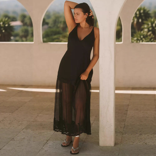 Damen nan Lagenmaxikleid mit kurzem Innenkleid und transparentem Tüll-Überrock, V-Ausschnitt und feinen Spaghettiträgern EB