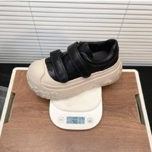 Damen Sportliche Veloursleder Sneaker mit verstellbarem Klettverschluss EB
