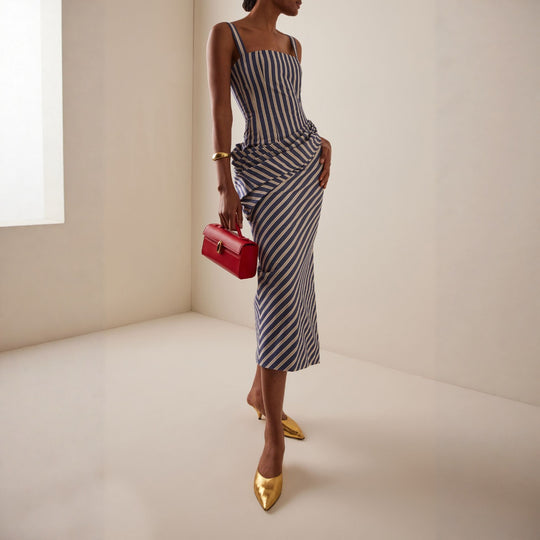 Damen Maxikleid mit asymmetrischen Drapierungen und hohem Schlitz EB