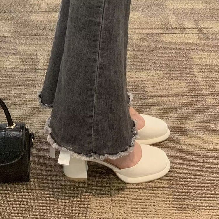 Damen Elegante Pumps mit modischem Fesselriemen und hochwertiger Sohle EB