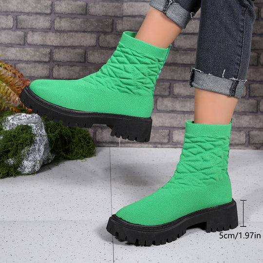 Damen Modische Stiefeletten mit strukturiertem Obermaterial und rutschfester Sohle EB