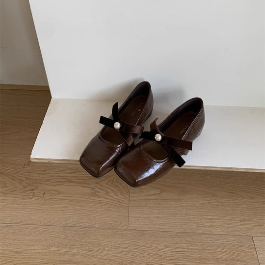 Damen Elegante Slipper mit eleganter Schleife und Perl-Details EB