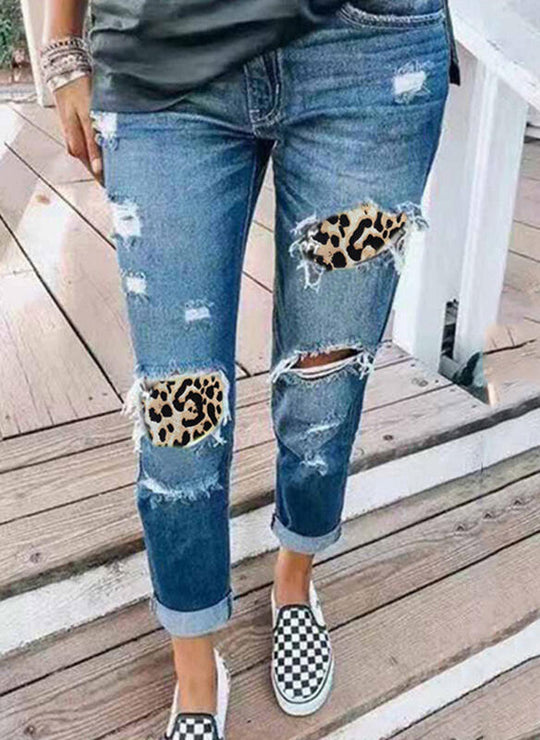 Damen Boyfriend-Jeans mit kreativen Applikationen EB