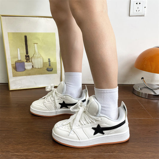 Damen Sneakers mit stylischem Sternen-Design und bequemer Sohle EB