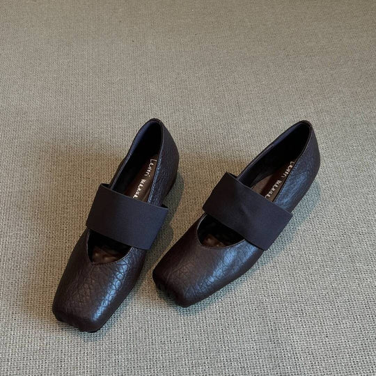 Damen Ballerina mit modernem Schnitt und elastischem Riemendesign EB