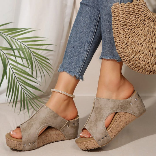 Damen Plateau-Pantoletten mit modischem Cut-Out-Design und rutschfester Korksohle EB
